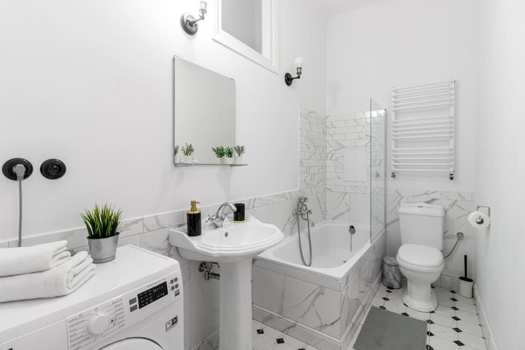 Close-urban Chic - Stare Miasto - One Bedroom - Mostowa Leilighet